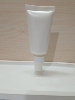 کرم آبرسان پوست چرب (پوکه خارجی ) 60 میل